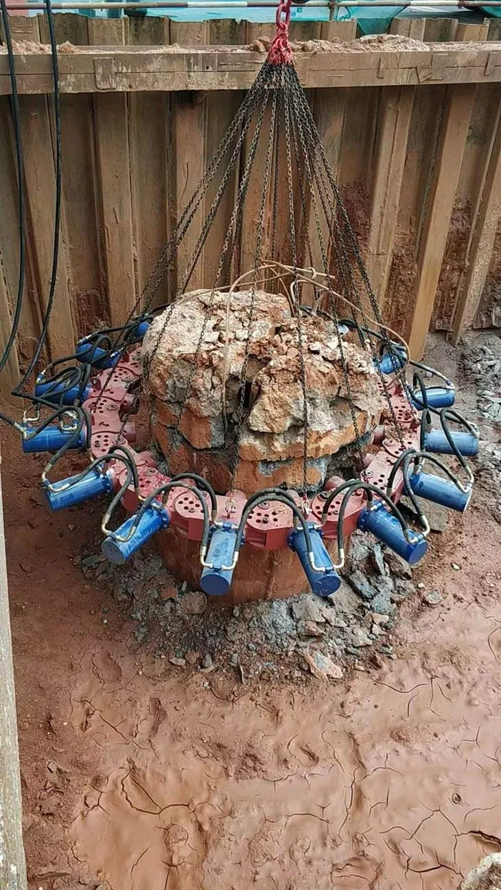 8 Module Round Pile Breaker